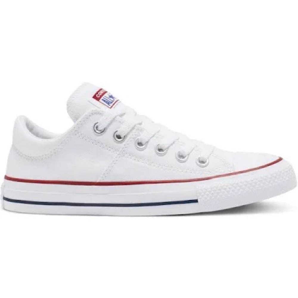 Chuck Taylor All Star Classic
UNISEX LOW TOP SHOE